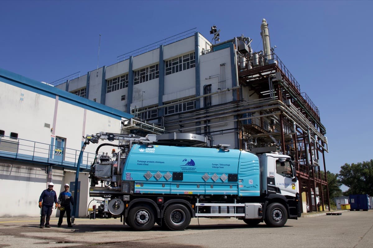 Hydrocureur Kaiser Moro ADR Chefneux - Nettoyage industriel certifié MASE Lyon